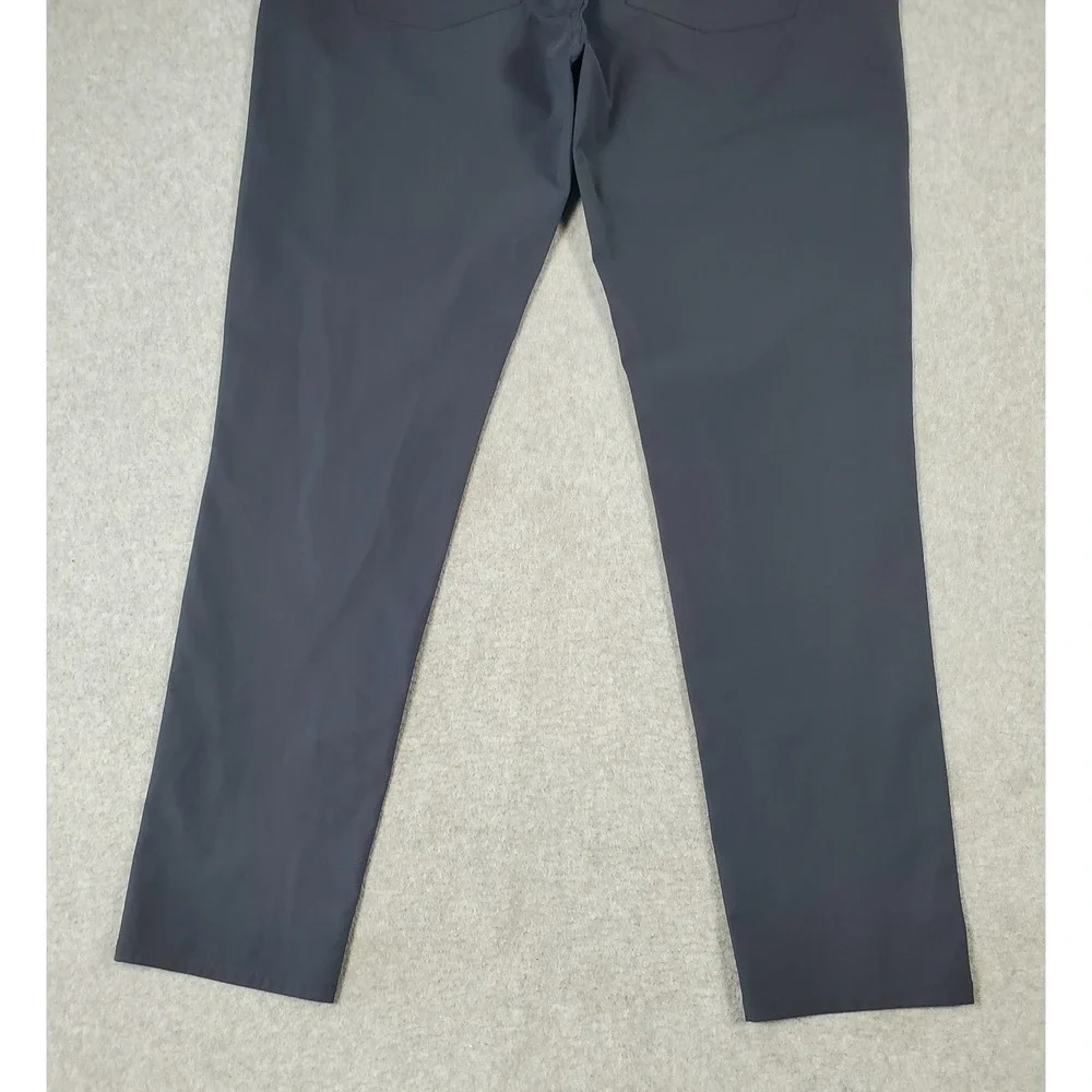 Vuori Meta Pants V430 Mens 34x31 Dark Gray Chinos Performance Stretch Golf